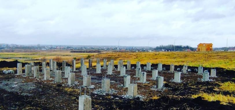 Фундамент на забивных ЖБ сваях