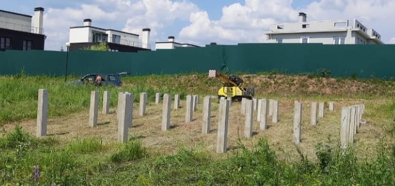Фундамент на забивных ЖБ сваях