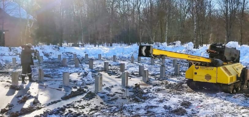 Фундамент на забивных ЖБ сваях
