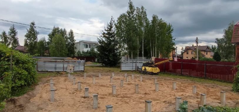 Фундамент на забивных ЖБ сваях
